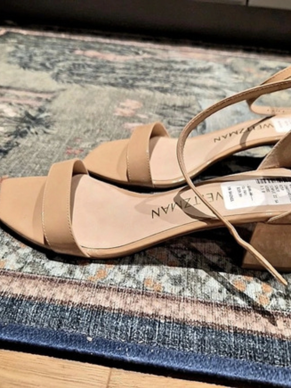 Stuart Weitzman Heels in Nude US 8.5 Like New